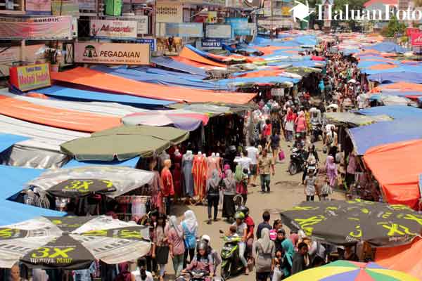 Pasar Raya Padang | Foto: Haluan