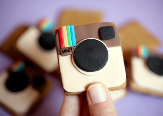 Kevin Systrom, sang CEO melalui blog resmi instagram mengungkapkan bahwa saat ini instagram telah memiliki jumlah pengguna aktif sebanyak 300 juta pengguna
