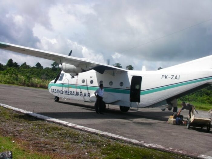 Dinas Perhubungan Sumatera berencana akan mengusulkan pembangunan sebuah bandara yang representatif di Kabupaten Kepulauan Mentawai.