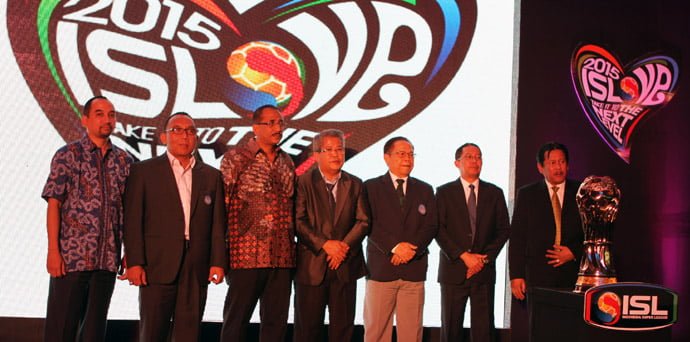 Kompetisi Sepakbola tertinggi di Indonesia, ISL 2015 resmi diluncurkan di VIP Barat Station Utama Gelora Bung Karno, Jakarta, Sabtu (7/2) malam. ISL 2015 sendiri mengusung tema "ISLove to The Next Game".