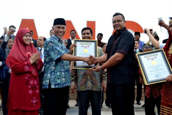 Penyerahan Penghargaan Rekor Muri 