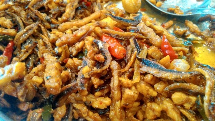Ikan Teri, Kacang, jo Tempe by @adecobain
