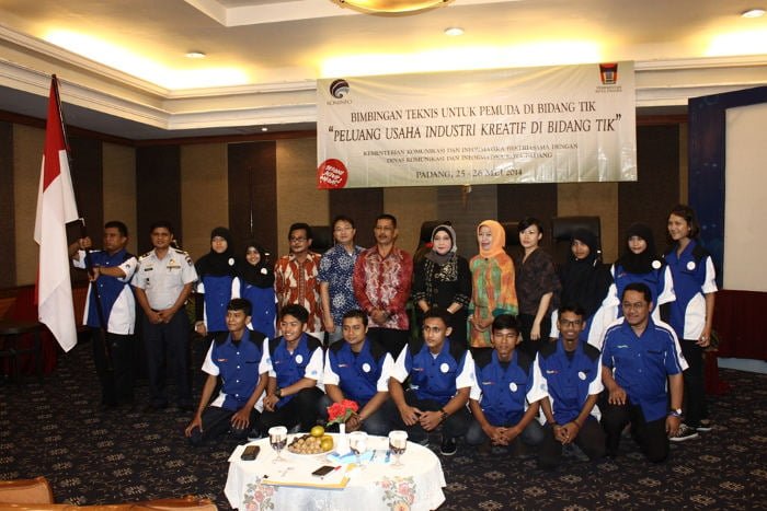 Sumbar | Kemkominfo Lantik Relawan TIK Padang