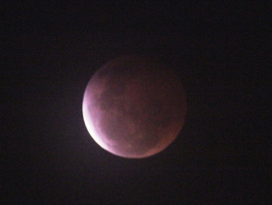 Gerhana Bulan Total dan Bulan Berwarna Merah | Dokumentasi BMKG Padang Panjang