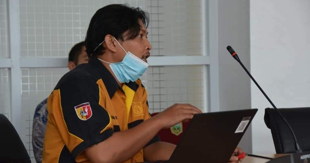 Keren… Siswa SMPN 6 akan Mendigitalkan Koleksi PDIKM Padang Panjang