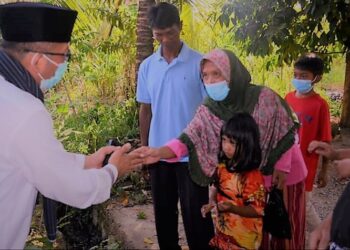 Terpilih Menerima Program Bedah Rumah dan Semata Wako Padang Jilid II, Ibu Rini dan Keluarga Ungkapkan Rasa Haru