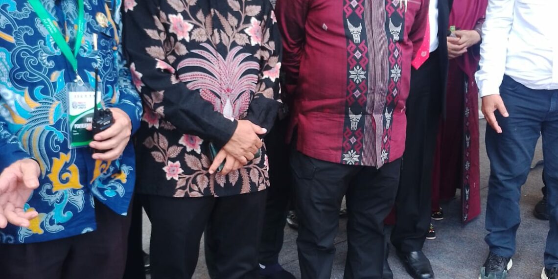 14 Gubernur dan 300 Bupati/Wali Kota Hadiri Pembukaan Penas Tani XVI di Padang