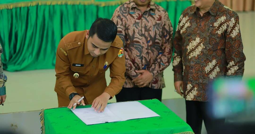 Pemko Solok Kucurkan Dana Rp 1,5 Milliar untuk Pembangunan Gedung Kuliah UMMY