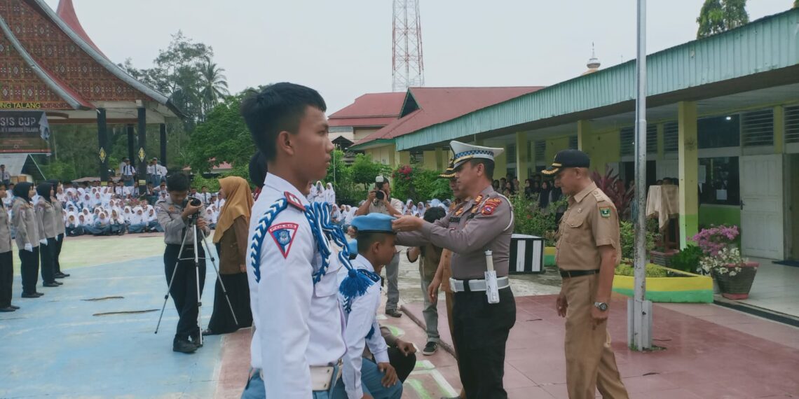 Polisi Keselamatan Sekolah, Jadi Contoh Siswa untuk Taat Aturan Lalu Lintas dan Berkendara