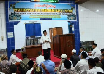 Wali Kota Padang Safari Ramadhan di Masjid Muthmainnah KPIK Koto Tangah