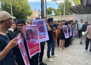 Buntut Rekayasa Pencurian, Klinik Athena Milik Richard Lee di Padang Digeruduk Mahasiswa