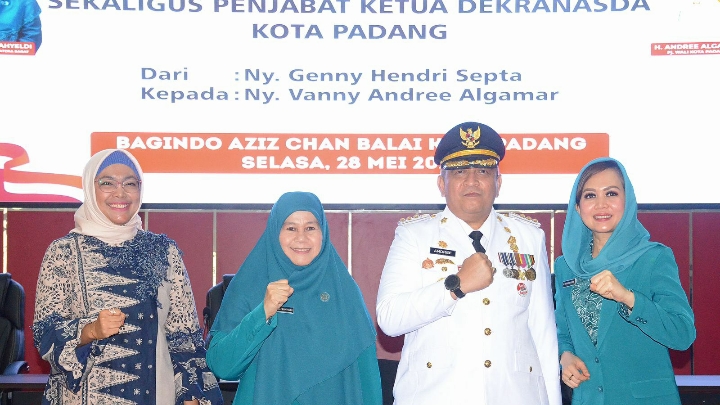 Ny. Vanny Andree Algamar Resmi Jabat Pj Ketua TP-PKK dan Dekranasda Kota Padang