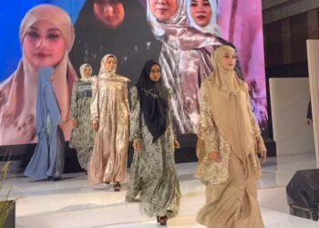 Ramadhan Runway di Sumbar Tampilkan 150 Busana Muslimah